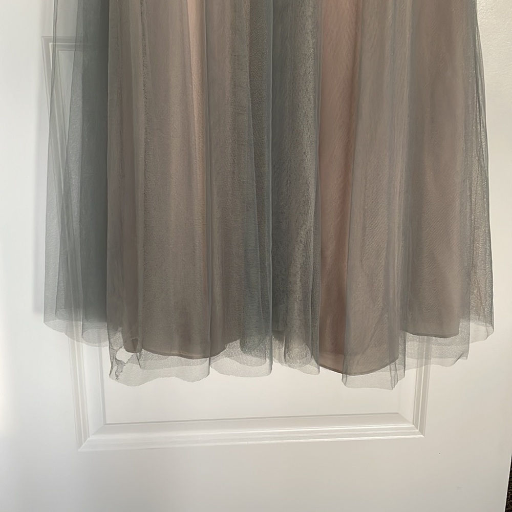 Formal Dress - Picture 7 of 9